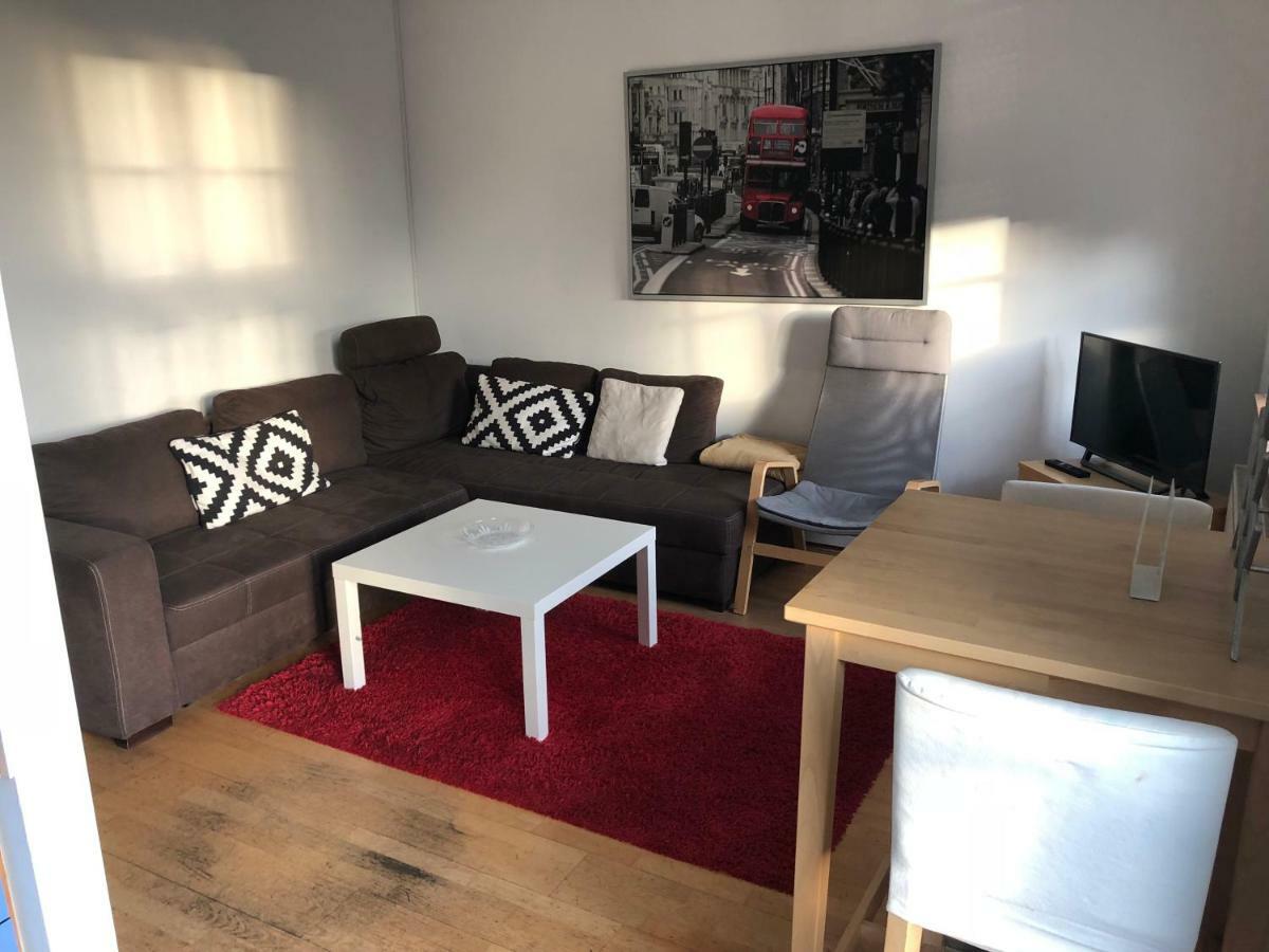 Ferienwohnung Mitten In ヴィースバーデン エクステリア 写真