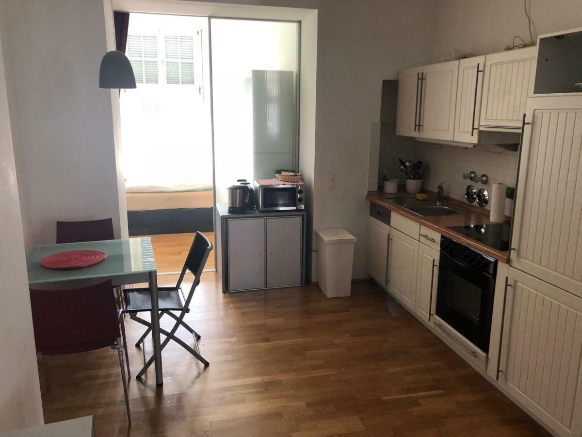 Ferienwohnung Mitten In ヴィースバーデン エクステリア 写真